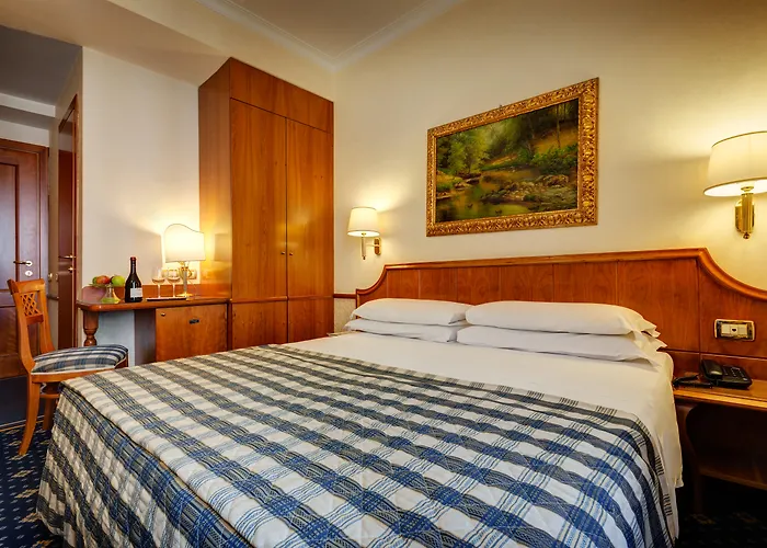 Otel Amalfi 3*